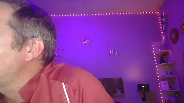 Snapshot of matrikes1 chatting on 09.26.25 matrikes1 online show from 09.26.25