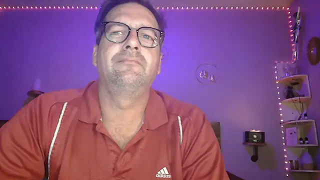 Snapshot of matrikes1 chatting on 10.24.25 matrikes1 online show from 10.24.25