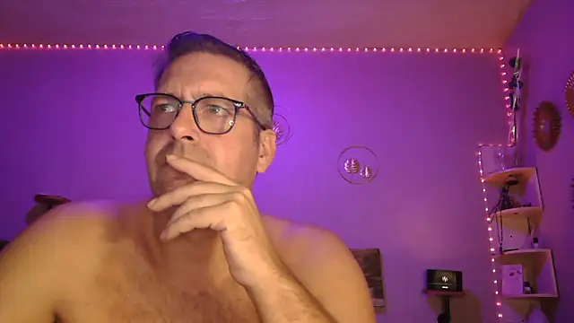 Snapshot of matrikes1 chatting on 11.08.25 matrikes1 online show from 11.08.25