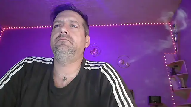 Snapshot of matrikes1 chatting on 03.15.26 matrikes1 online show from 03.15.26