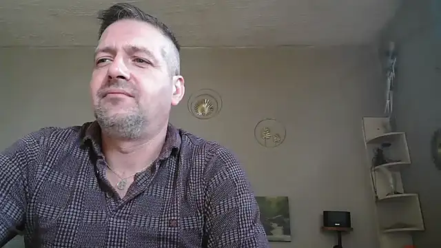 Snapshot of matrikes1 chatting on 03.28.26 matrikes1 online show from 03.28.26