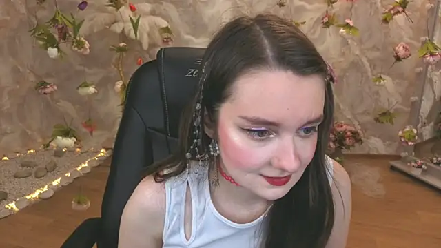 Snapshot of CloudGrace chatting on 06.07.26 CloudGrace online show from 06.07.26