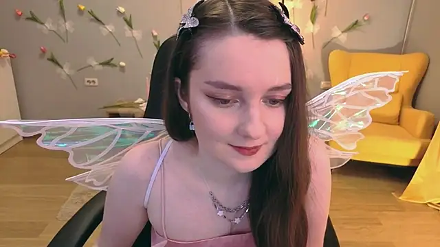 Snapshot of CloudGrace chatting on 07.05.26 CloudGrace online show from 07.05.26