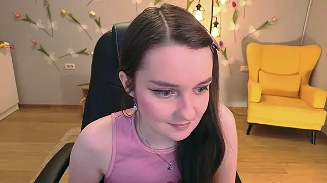 Snapshot of CloudGrace chatting on 07.07.26 CloudGrace online show from 07.07.26