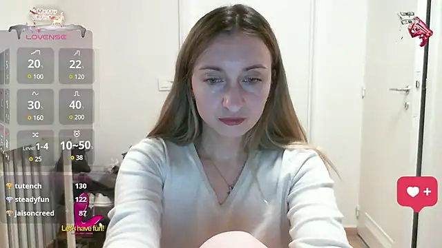 Snapshot of SusanCurt chatting on 03.11.25 SusanCurt online show from 03.11.25