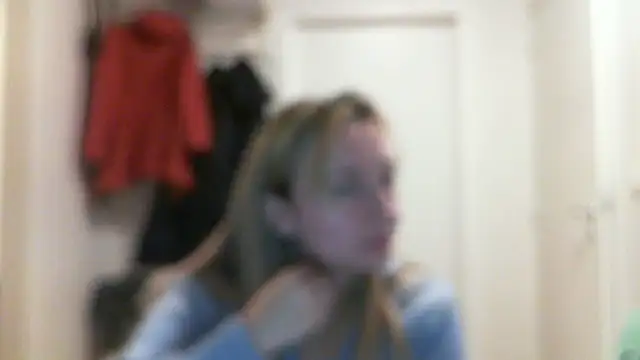 Snapshot of SusanCurt chatting on 11.27.25 SusanCurt online show from 11.27.25