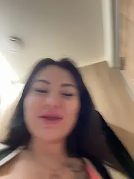 Wet  Bunny online show from 02.22.25