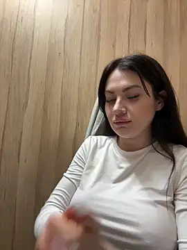 Wet  Bunny online show from 03.04.25