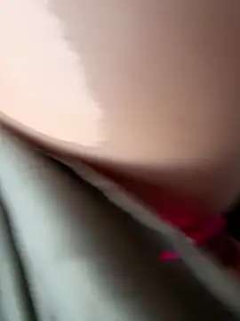 Wet  Bunny online show from 06.05.26