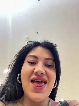 Wet  Bunny online show from 06.11.26