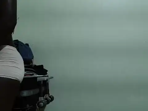 Snapshot of goddes_love chatting on 01.15.25 goddes love online show from 01.15.25