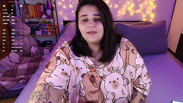 naughtykiss online show from 11.17.25