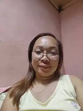Snapshot of asianwet4u chatting on 05.27.26 asianwet4u online show from 05.27.26