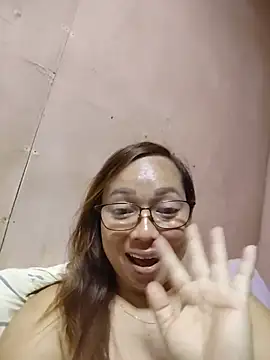 Snapshot of asianwet4u chatting on 06.14.26 asianwet4u online show from 06.14.26