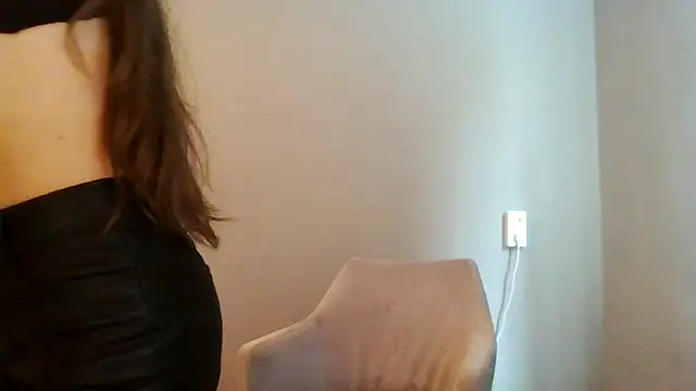Snapshot of avajade chatting on 10.06.25 avajade online show from 10.06.25