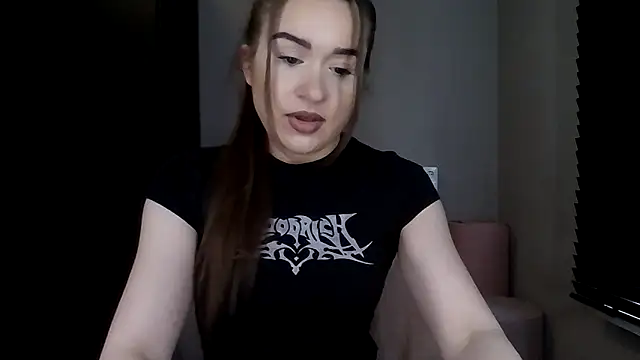 Snapshot of avajade chatting on 04.02.26 avajade online show from 04.02.26