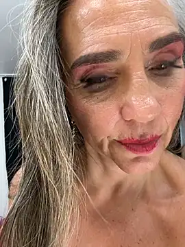 Snapshot of Alimela chatting on 11.01.25 Alimela online show from 11.01.25