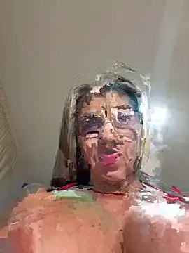 Snapshot of Alimela chatting on 11.16.25 Alimela online show from 11.16.25