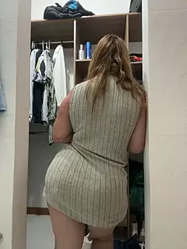 moniquerainx online show from 02.13.25