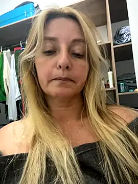 moniquerainx online show from 12.03.25