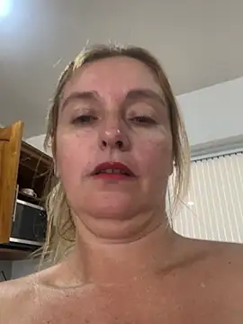 moniquerainx online show from 03.04.26