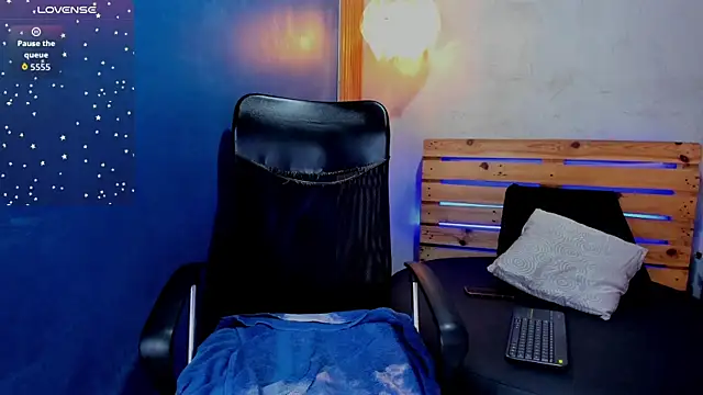 niky doll  online show from 11.04.25