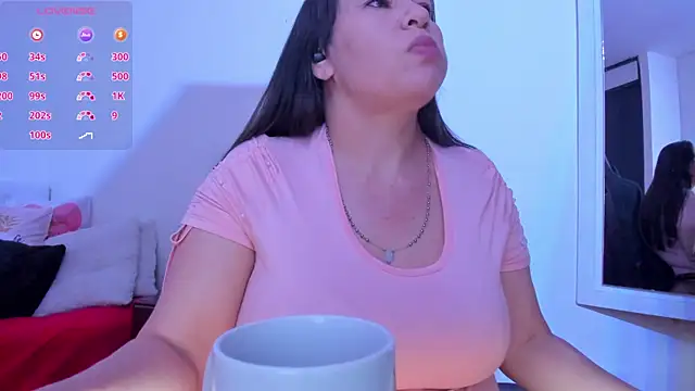 Snapshot of esmeralda_milf chatting on 01.15.25 esmeralda milf online show from 01.15.25