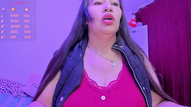 Snapshot of esmeralda_milf chatting on 09.22.25 esmeralda milf online show from 09.22.25