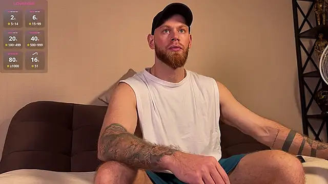 Snapshot of Xxx_______Xxx chatting on 10.12.25 Xxx Xxx online show from 10.12.25