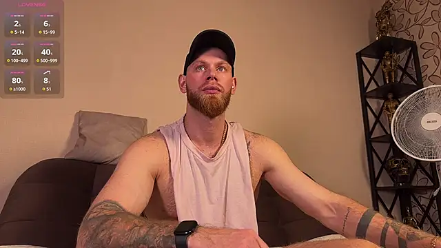 Snapshot of Xxx_______Xxx chatting on 10.13.25 Xxx Xxx online show from 10.13.25