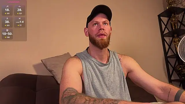 Snapshot of Xxx_______Xxx chatting on 10.19.25 Xxx Xxx online show from 10.19.25