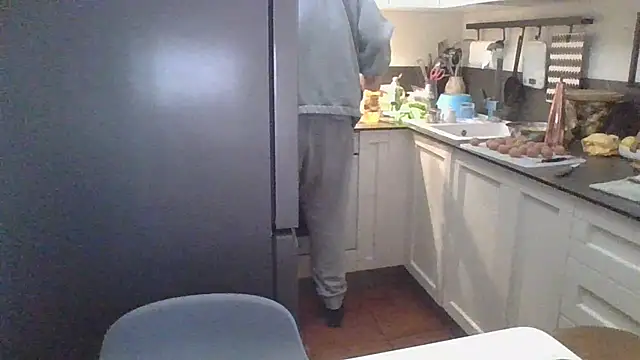 Snapshot of ANONIMO7735 chatting on 03.09.25 ANONIMO7735 online show from 03.09.25