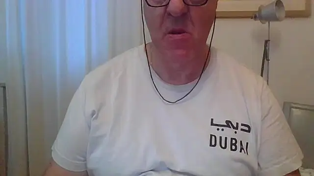 Snapshot of ANONIMO7735 chatting on 09.11.25 ANONIMO7735 online show from 09.11.25