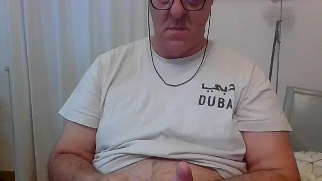Snapshot of ANONIMO7735 chatting on 09.16.25 ANONIMO7735 online show from 09.16.25