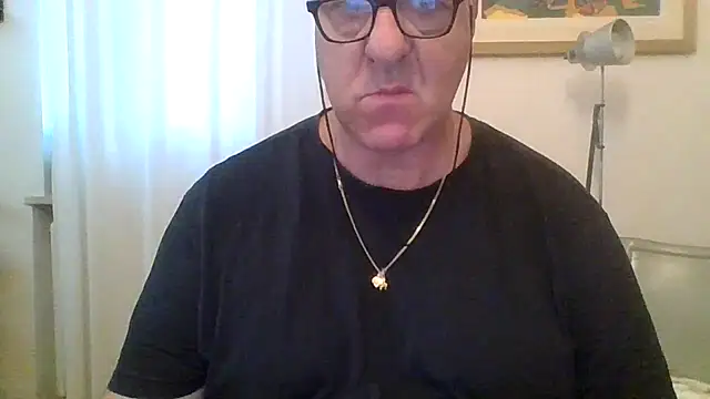 Snapshot of ANONIMO7735 chatting on 09.23.25 ANONIMO7735 online show from 09.23.25