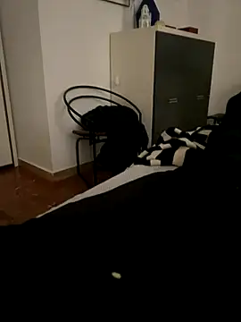 Snapshot of ANONIMO7735 chatting on 10.12.25 ANONIMO7735 online show from 10.12.25