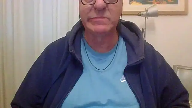 Snapshot of ANONIMO7735 chatting on 10.25.25 ANONIMO7735 online show from 10.25.25