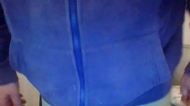 Snapshot of ANONIMO7735 chatting on 11.25.25 ANONIMO7735 online show from 11.25.25