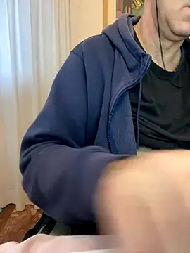 Snapshot of ANONIMO7735 chatting on 11.29.25 ANONIMO7735 online show from 11.29.25