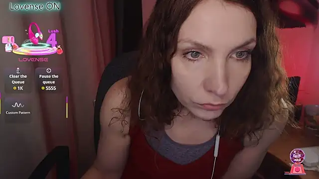 JohansonKatie online show from 03.12.25