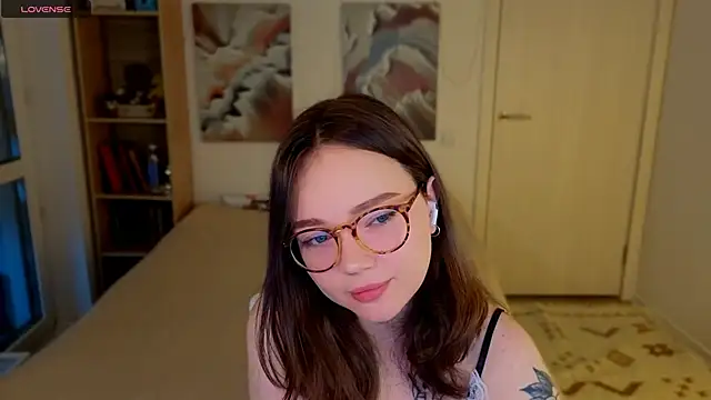 Snapshot of MilenaSaint chatting on 04.16.26 MilenaSaint online show from 04.16.26