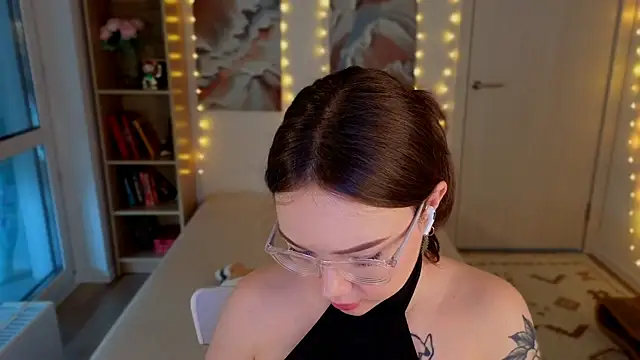 Snapshot of MilenaSaint chatting on 06.22.26 MilenaSaint online show from 06.22.26