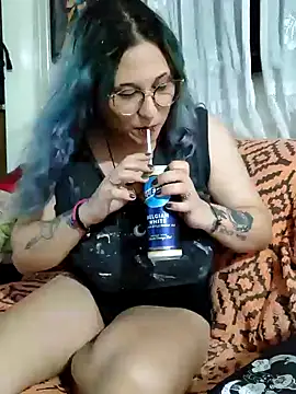 Snapshot of ElfGrey chatting on 02.08.25 ElfGrey online show from 02.08.25