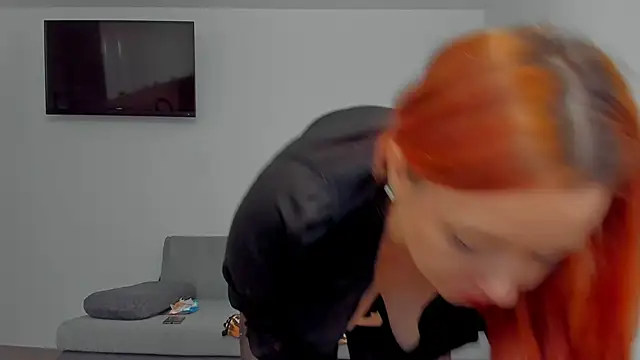 emilianna666 online show from 03.18.26