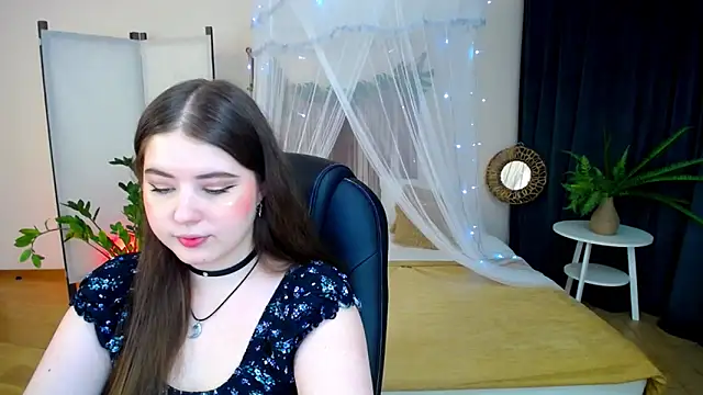 NicoleFoxery online show from 02.06.25