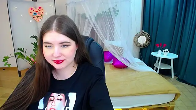 NicoleFoxery online show from 02.17.25