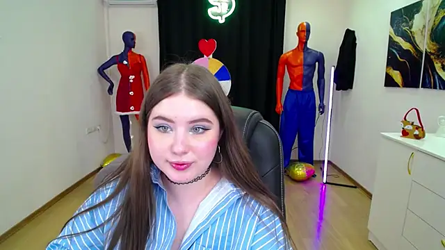 NicoleFoxery online show from 02.26.25