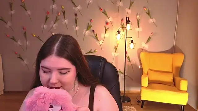 NicoleFoxery online show from 04.24.26