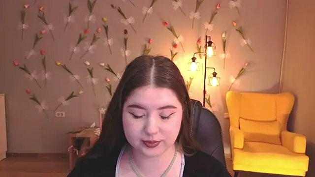 Snapshot of NicoleFoxery chatting on 05.11.26 NicoleFoxery online show from 05.11.26