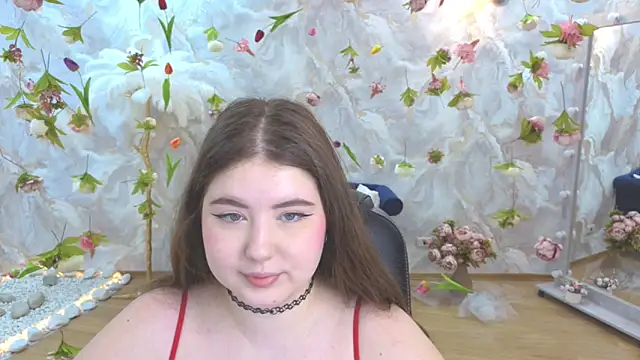 Snapshot of NicoleFoxery chatting on 05.18.26 NicoleFoxery online show from 05.18.26